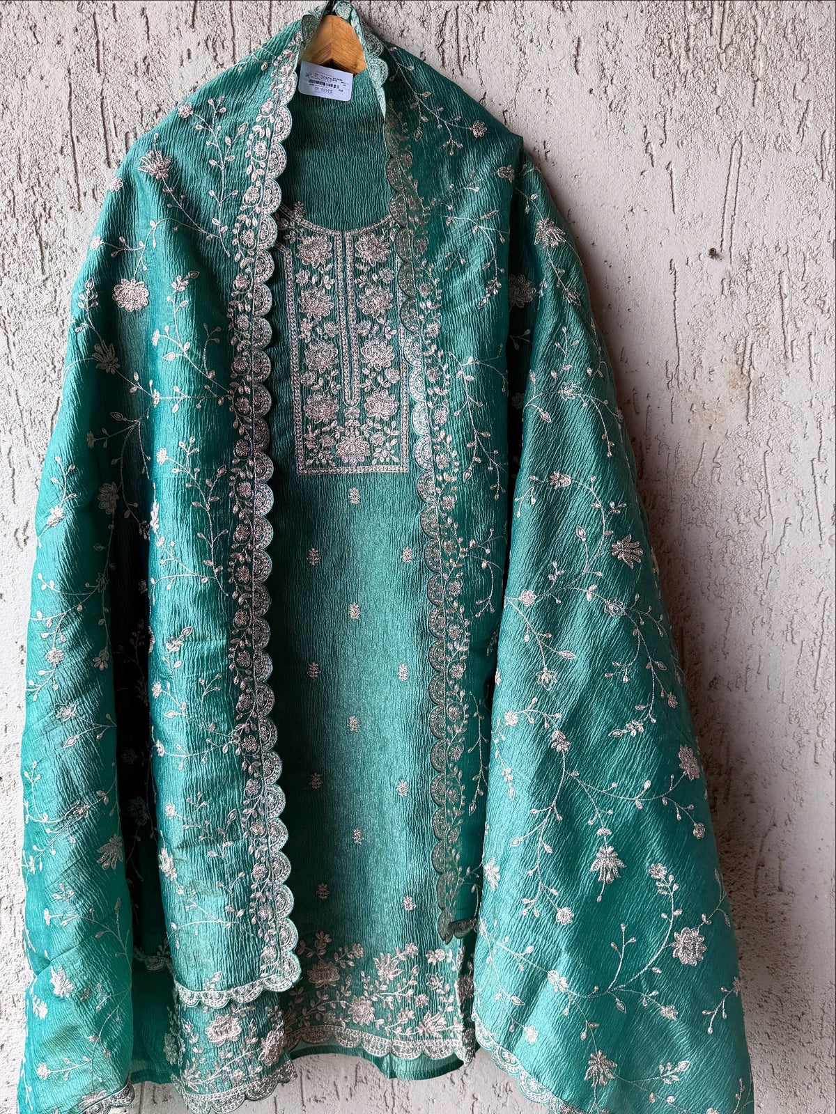 Lush green crushed tissue zari